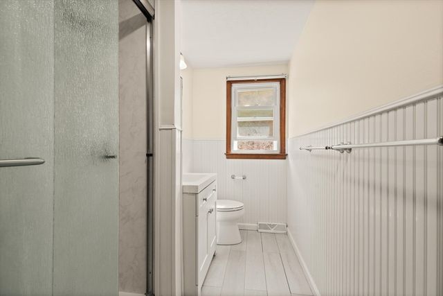 26 Sandy Ridge Cir, Sharon, MA 02067