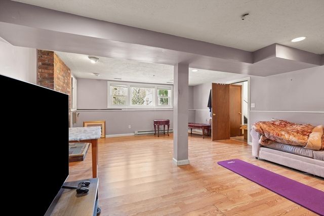 26 Sandy Ridge Cir, Sharon, MA 02067