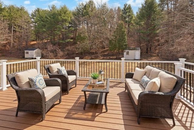 26 Sandy Ridge Cir, Sharon, MA 02067