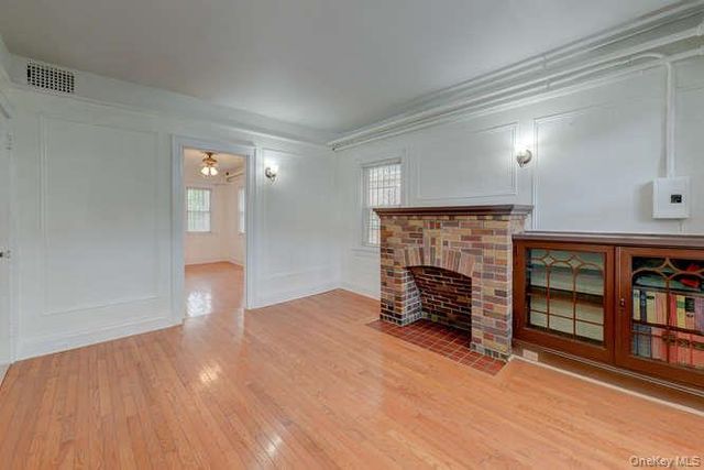 6842 Dartmouth Street Apt1, Forest Hills, NY 11375