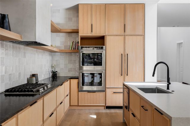 1036 Liberty Park DR 53, Austin, TX 78746