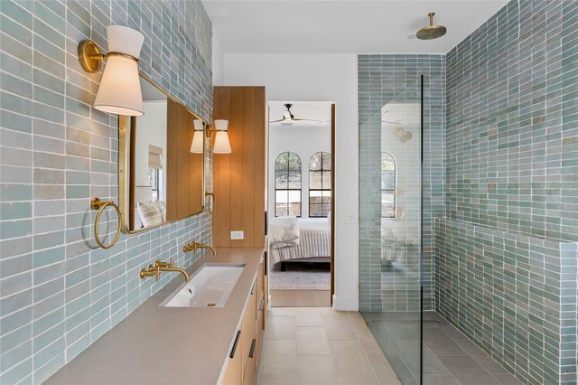 1036 Liberty Park DR 53, Austin, TX 78746