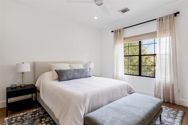 1036 Liberty Park DR 53, Austin, TX 78746