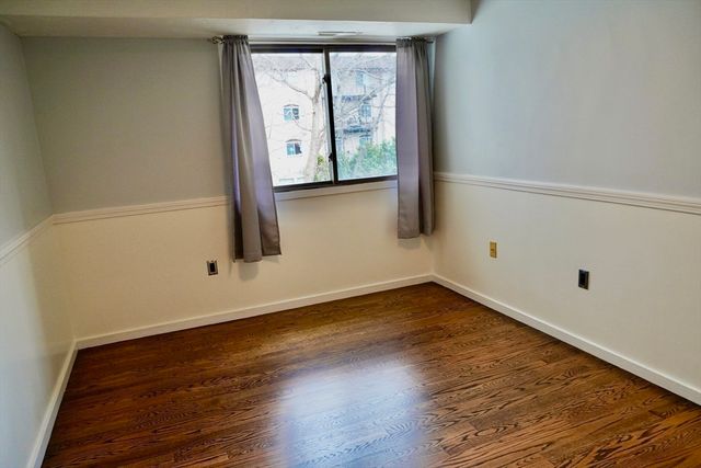 189 Littleton Rd 19, Chelmsford, MA 01824