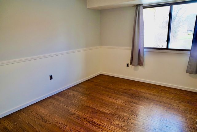 189 Littleton Rd 19, Chelmsford, MA 01824