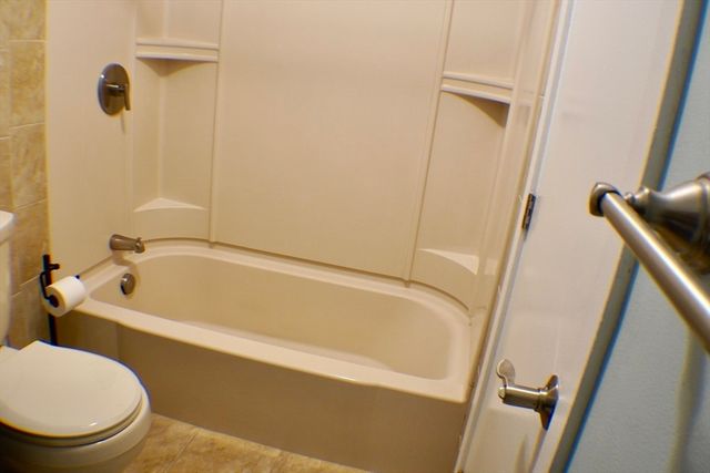 189 Littleton Rd 19, Chelmsford, MA 01824