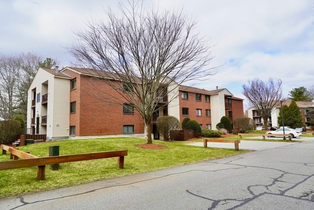 189 Littleton Rd 19, Chelmsford, MA 01824