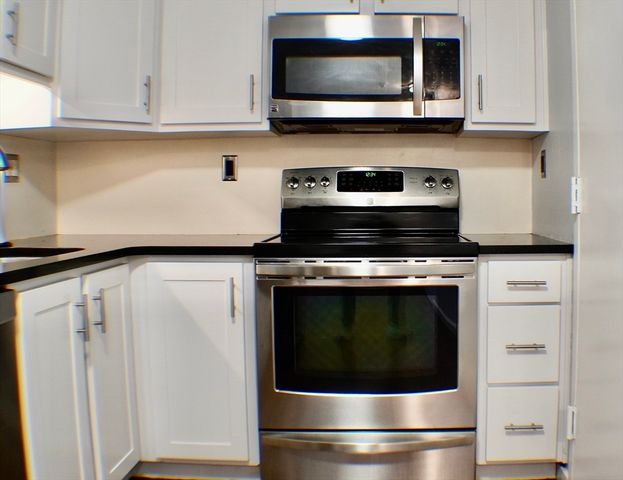 189 Littleton Rd 19, Chelmsford, MA 01824