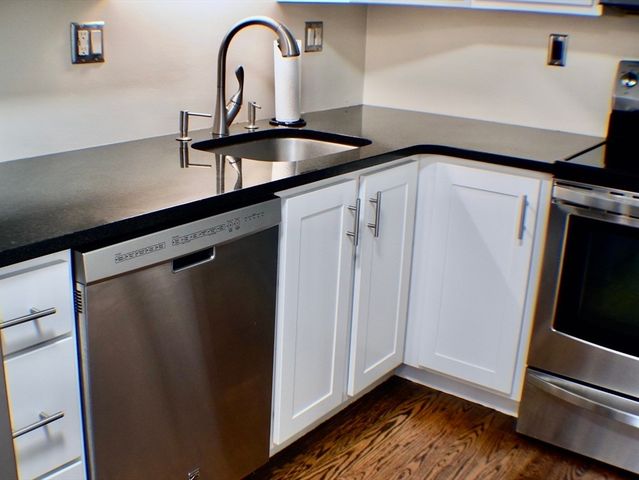 189 Littleton Rd 19, Chelmsford, MA 01824