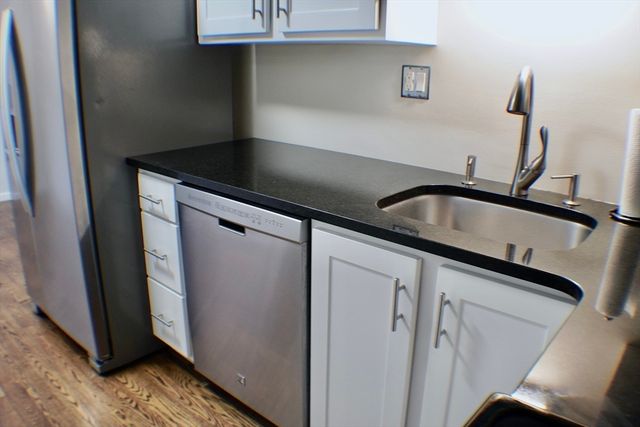 189 Littleton Rd 19, Chelmsford, MA 01824