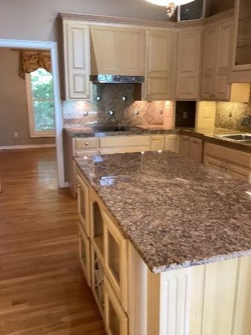 520 Lake Ridge Drive, Russellville, AR 72802