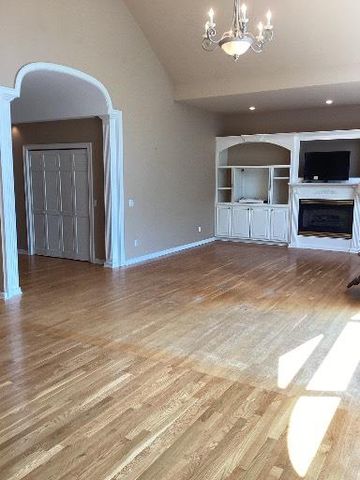520 Lake Ridge Drive, Russellville, AR 72802