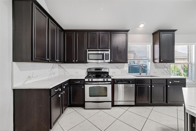 19127 Cannon Hills Lane, Richmond, TX 77407