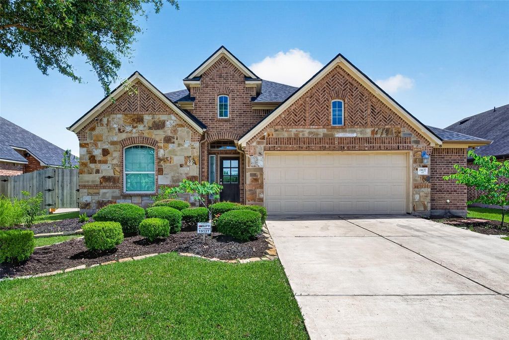 19127 Cannon Hills Lane, Richmond, TX 77407