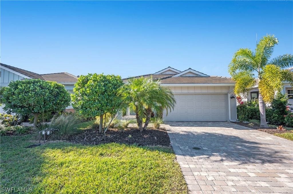 28483 Captiva Shell LOOP, Bonita Springs, FL 34135