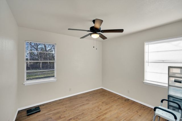 302 Cumberland Road, Waxahachie, TX 75165