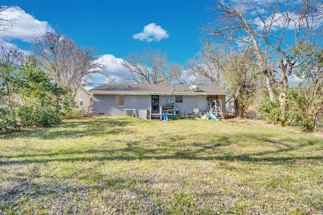 302 Cumberland Road, Waxahachie, TX 75165