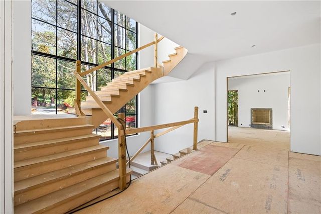 312 Blackland Road NW, Atlanta, GA 30342