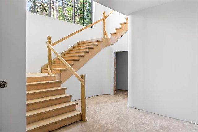 312 Blackland Road NW, Atlanta, GA 30342