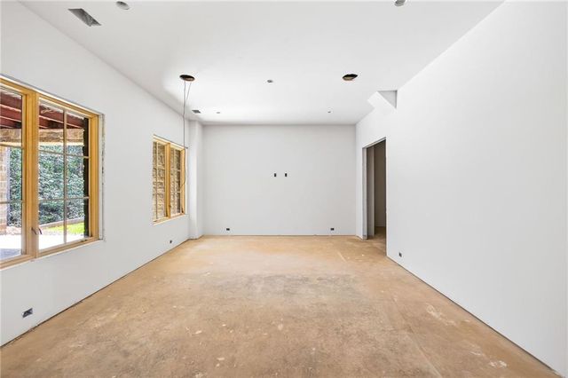 312 Blackland Road NW, Atlanta, GA 30342