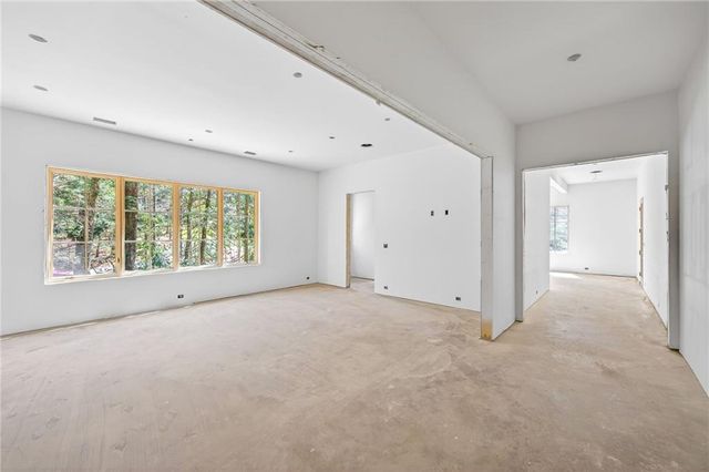 312 Blackland Road NW, Atlanta, GA 30342