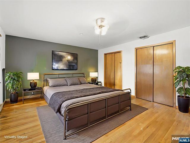 82 Pleasant Place, Kearny, NJ 07032