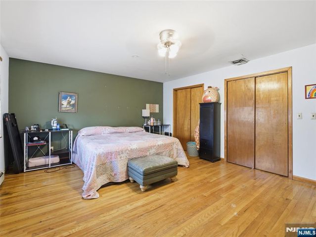 82 Pleasant Place, Kearny, NJ 07032