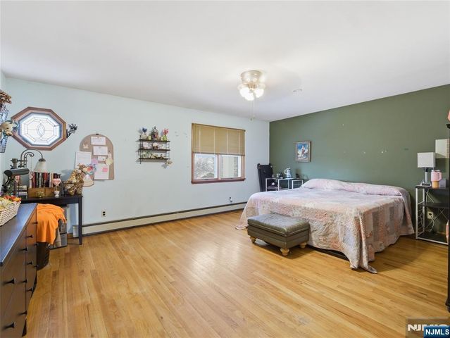 82 Pleasant Place, Kearny, NJ 07032