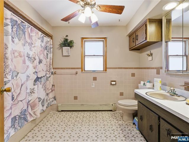 82 Pleasant Place, Kearny, NJ 07032