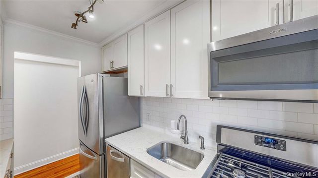 6615 Wetherole Street 14C, Rego Park, NY 11374