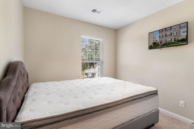 482 S CARLISLE STREET, Greencastle, PA 17225