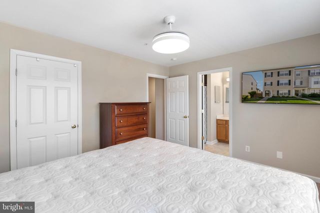 482 S CARLISLE STREET, Greencastle, PA 17225
