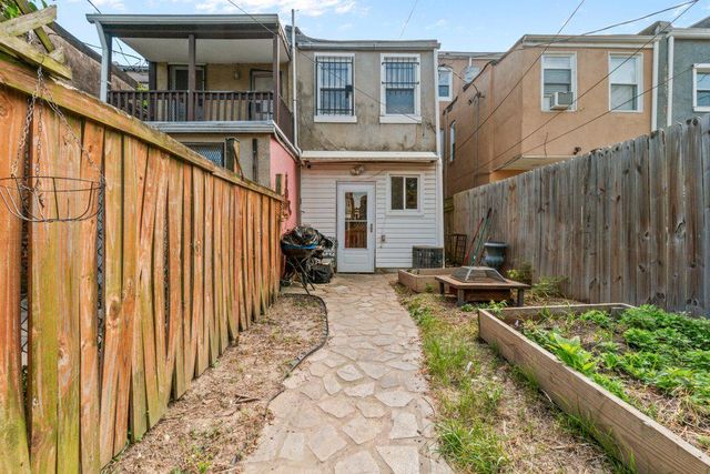 2223 MADISON AVE, Baltimore, MD 21217
