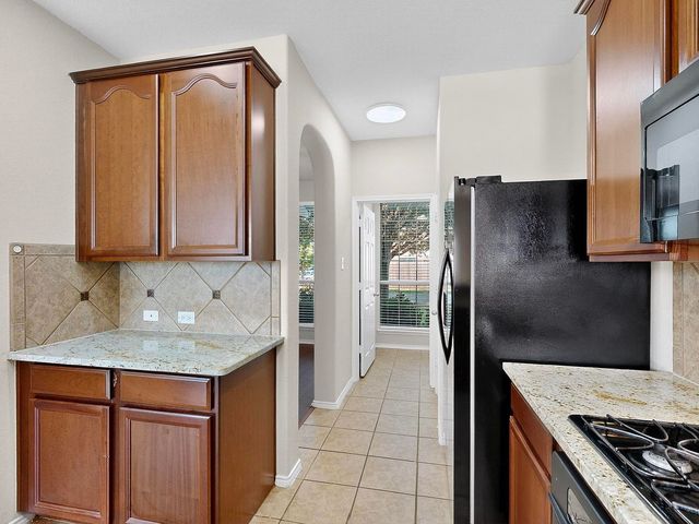 9906 Gessner Drive, Fort Worth, TX 76244