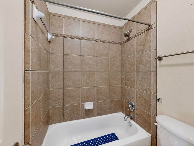 9906 Gessner Drive, Fort Worth, TX 76244