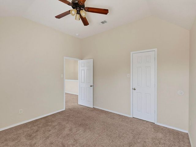 9906 Gessner Drive, Fort Worth, TX 76244