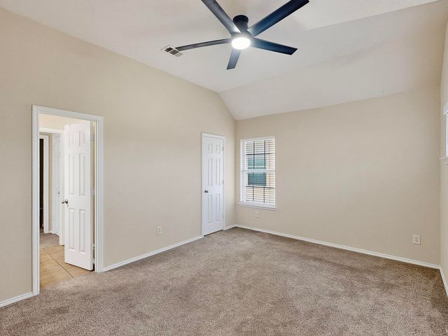 9906 Gessner Drive, Fort Worth, TX 76244