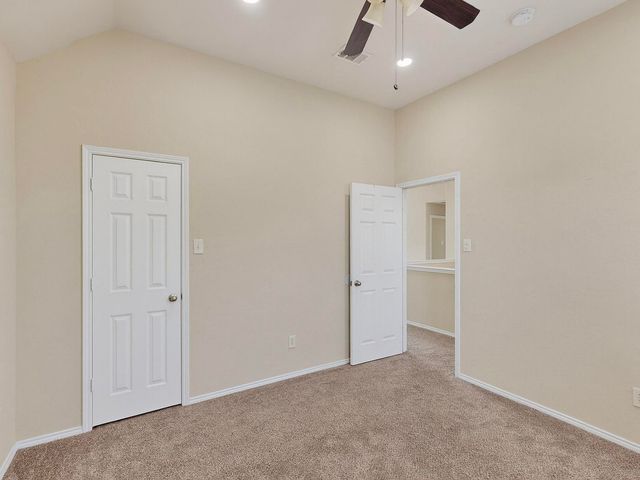 9906 Gessner Drive, Fort Worth, TX 76244