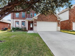 9906 Gessner Drive, Fort Worth, TX 76244