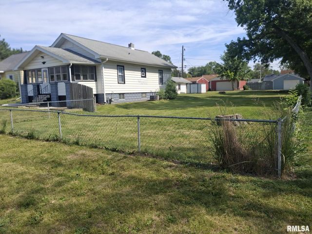 348 & 344 ALBERT Street, Creve Coeur, IL 61610