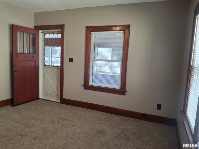 348 & 344 ALBERT Street, Creve Coeur, IL 61610