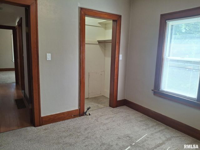 348 & 344 ALBERT Street, Creve Coeur, IL 61610