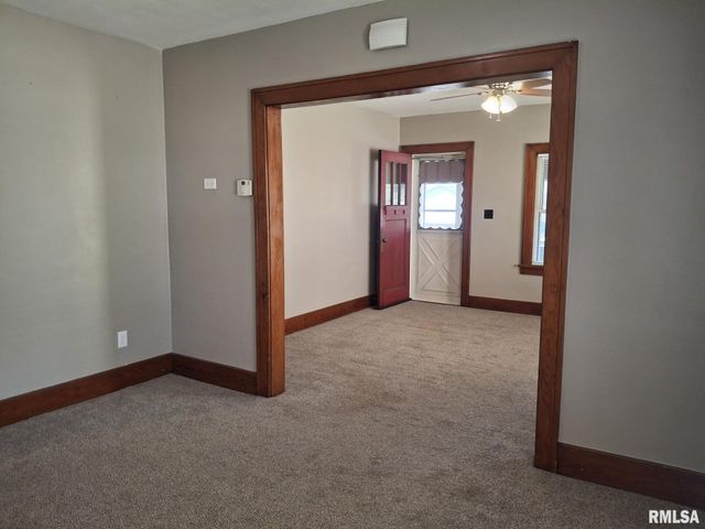348 & 344 ALBERT Street, Creve Coeur, IL 61610