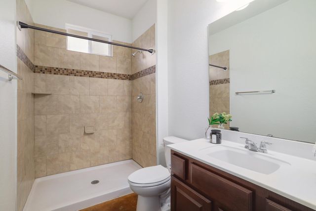 102 N Meadowlark ST, Lakeway, TX 78734