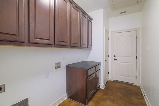 102 N Meadowlark ST, Lakeway, TX 78734