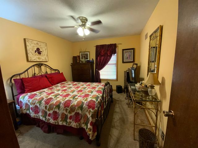 130 E FAIRWAY AVE, Memphis, TN 38109