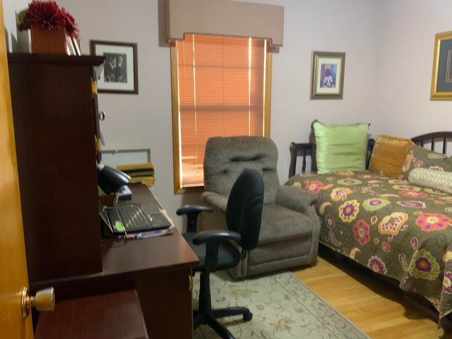 130 E FAIRWAY AVE, Memphis, TN 38109