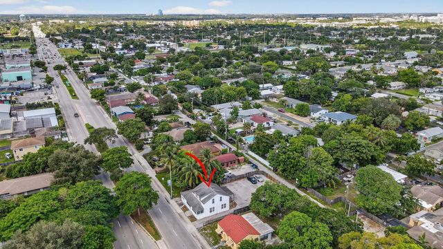 220 SW 16th Street, Dania Beach, FL 33004