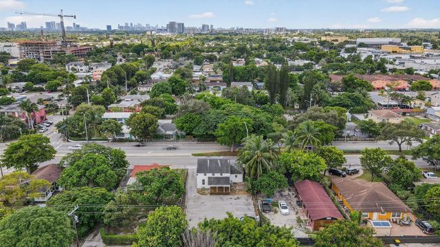 220 SW 16th Street, Dania Beach, FL 33004