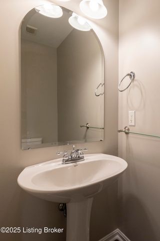 15803 Northville Pl, Louisville, KY 40245